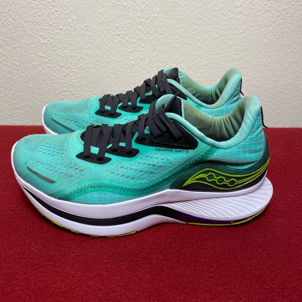 Saucony Womens Endorphin Shift 2 Size 7